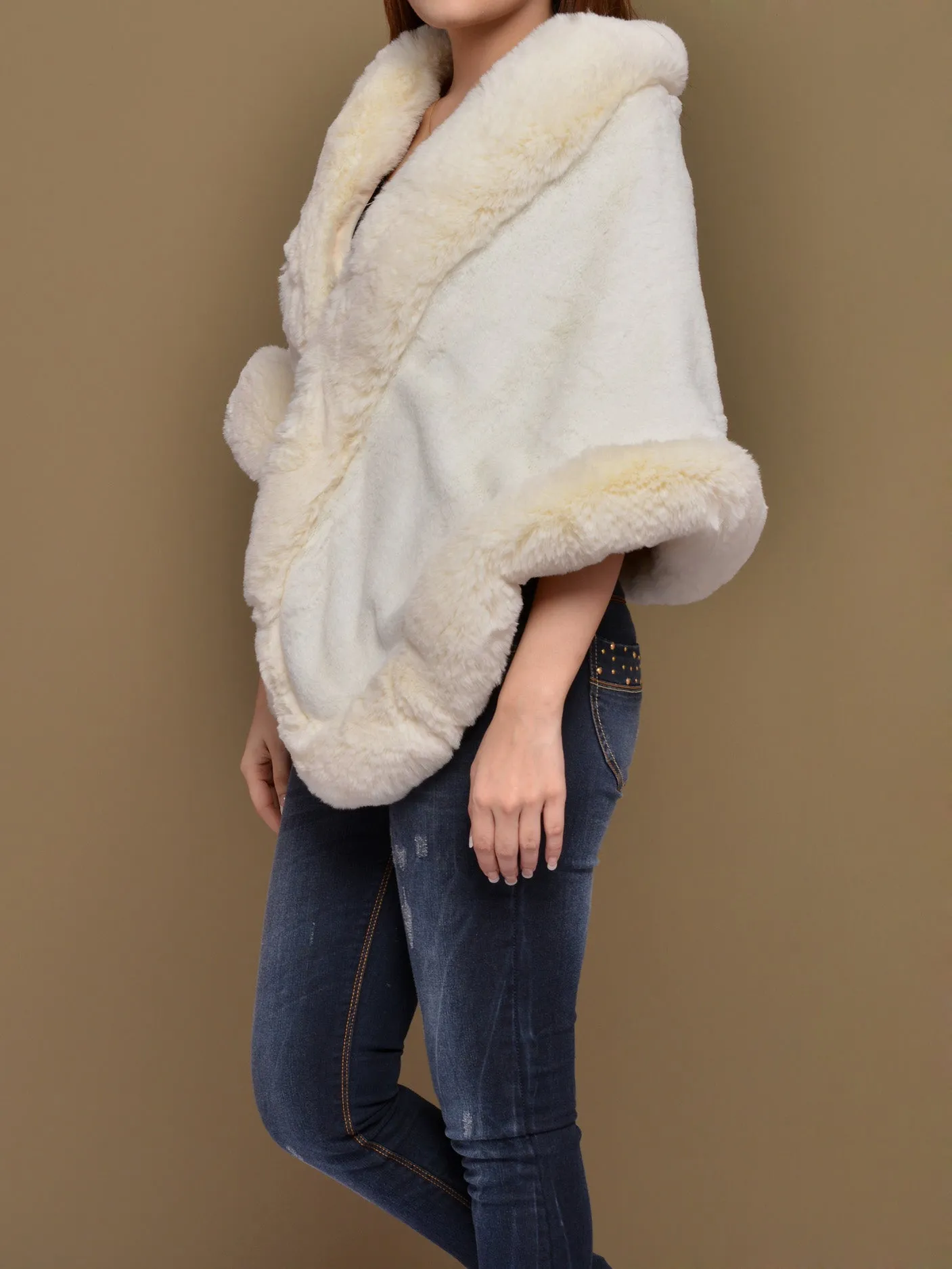 Fur Shawl-White