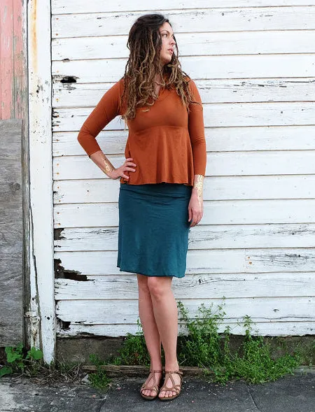 Secret Pocket Simplicity Short Skirt